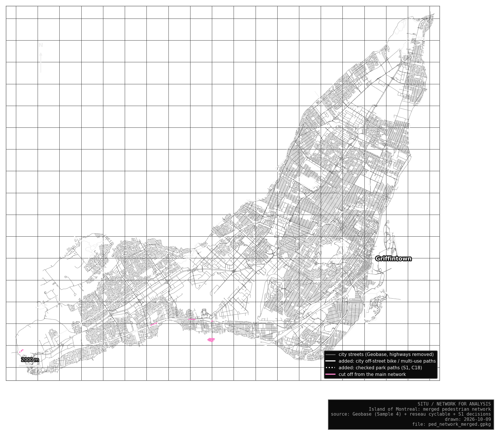 The island of Montréal with the merged walking network.