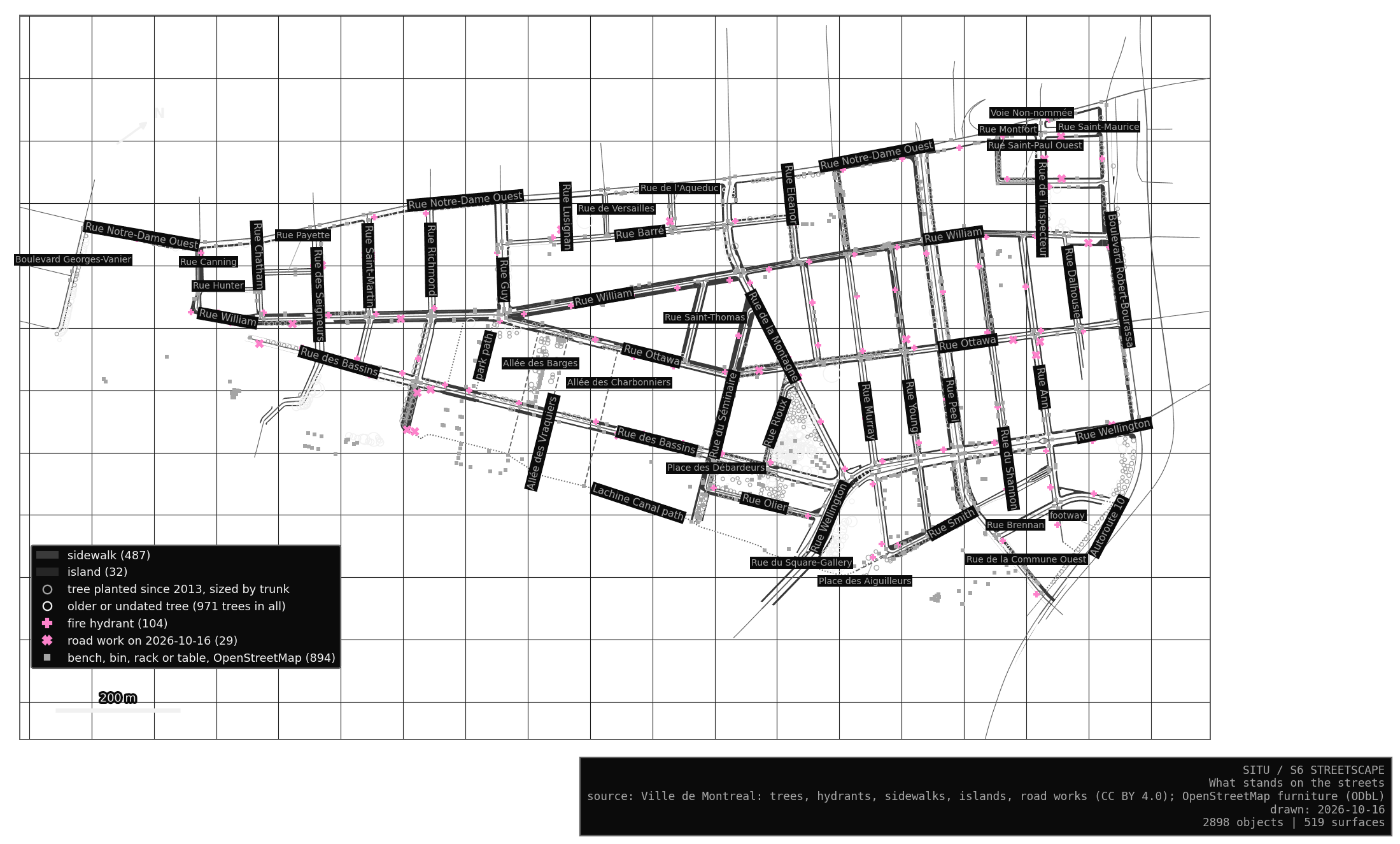 What stands on the streets. White circles: older or undated trees; grey: trees planted since 2013, each sized by its trunk. Pink: hydrants and road works.